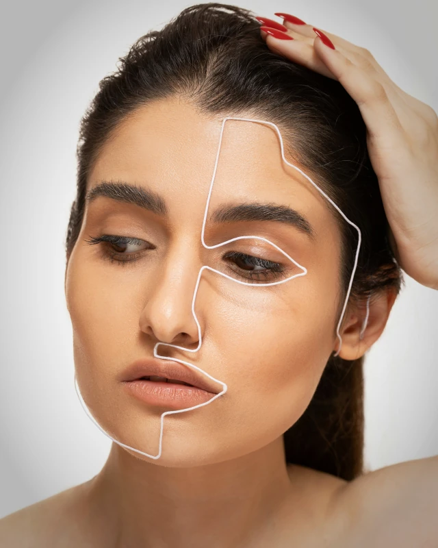 Detailaufnahme einer ästhetischen Gesichtsbehandlung